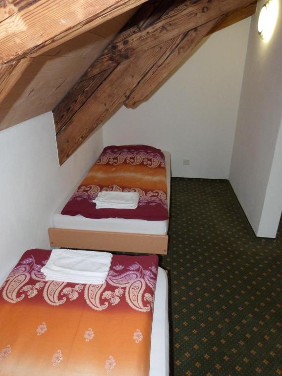 Hotel De Ville Rossinière Quarto foto